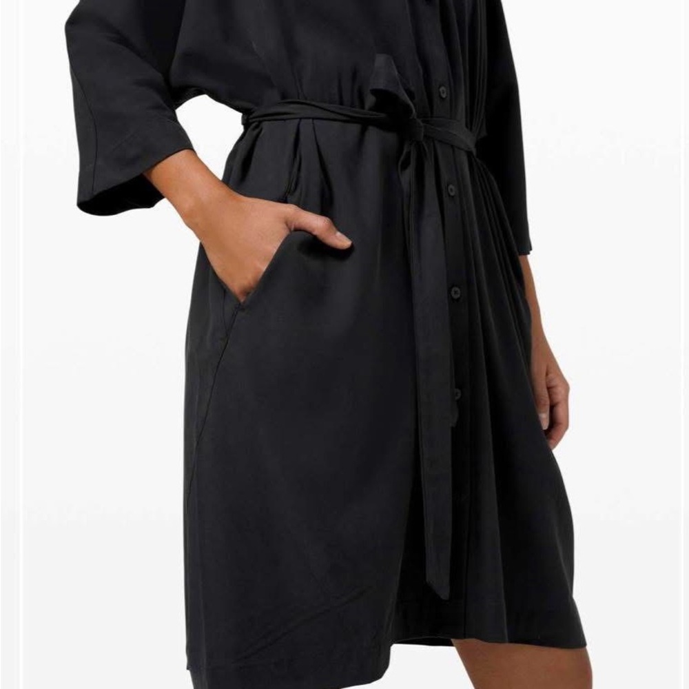 Lululemon Perfectly Poised Dress, womens 8, NWT ($148)! - Picture 3 of 4